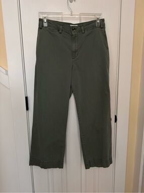 Sonoma Olive Wide Leg Capri Pants with Button Waist